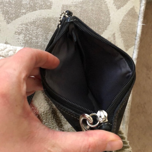 Wristlet - Picture 3 of 4